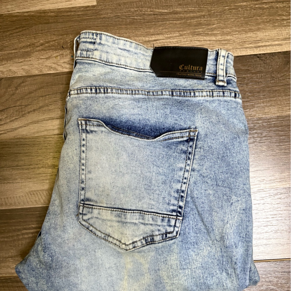 Culture Men's Acid Wash Light  Denim Straight Leg Jeans cotton 5-Pocket 36x32